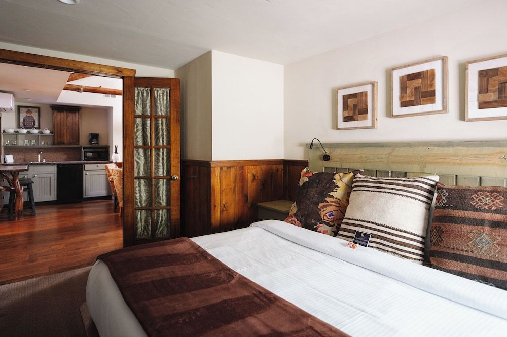 Highland Haven Creekside Inn Cottage, Ensuite (Hillside 1, Pet-Friendly)