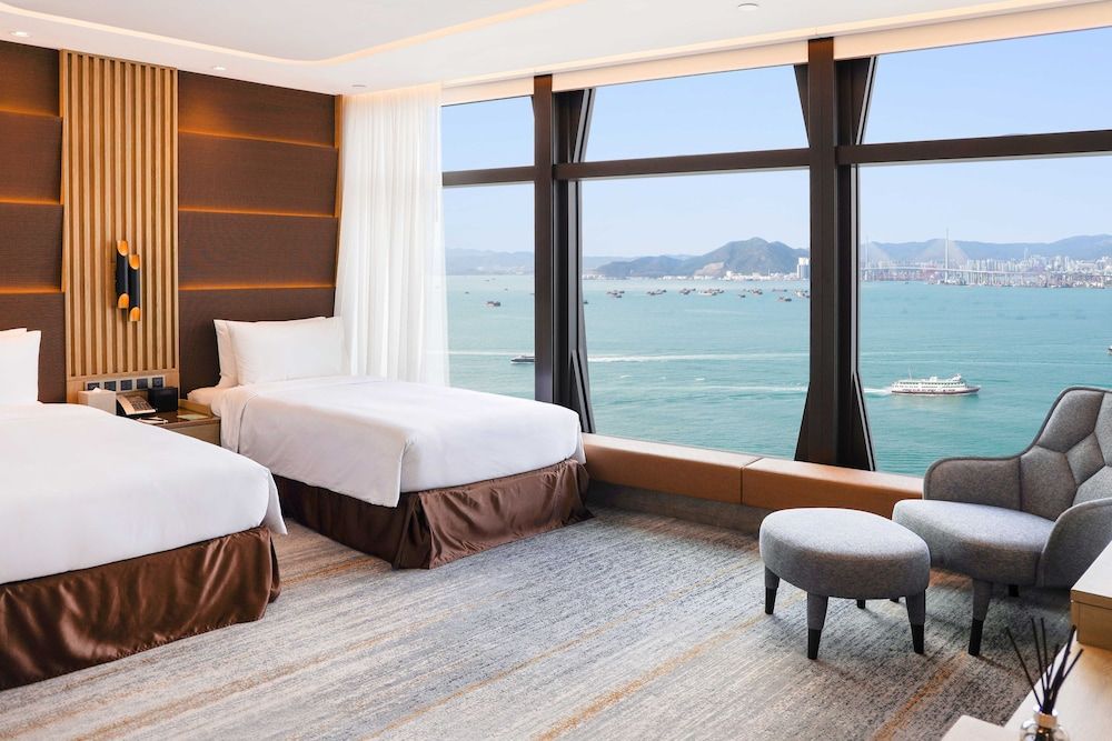 Oasis Aurum 181 Hotel Upper Harbour Twin