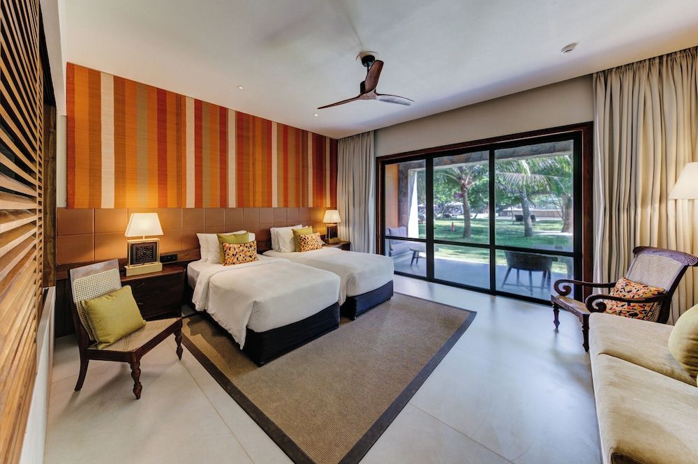 Cinnamon Bentota Beach – Signature Selection Premium Pool Access Twin- Discounts (10% on SPA, 5% on Water Sports) 3