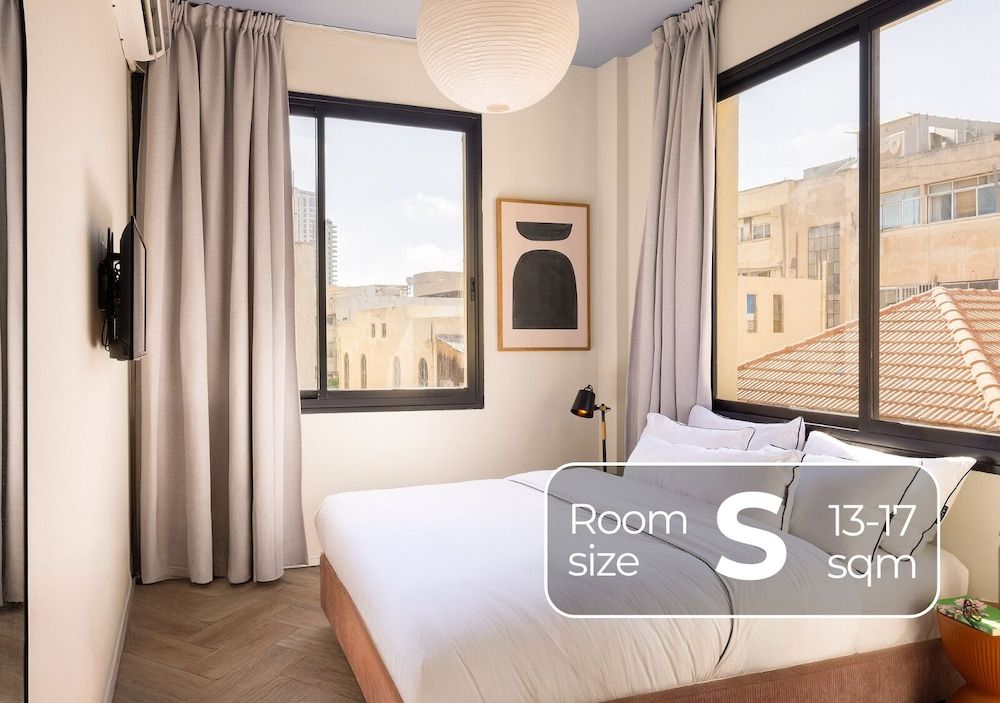 undefined Monochrome Rothschild - Smart Hotel by Loginn Tel Aviv