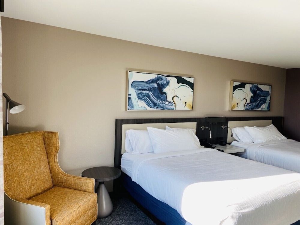 Deluxe Room, 2 Queen Beds, Non Smoking