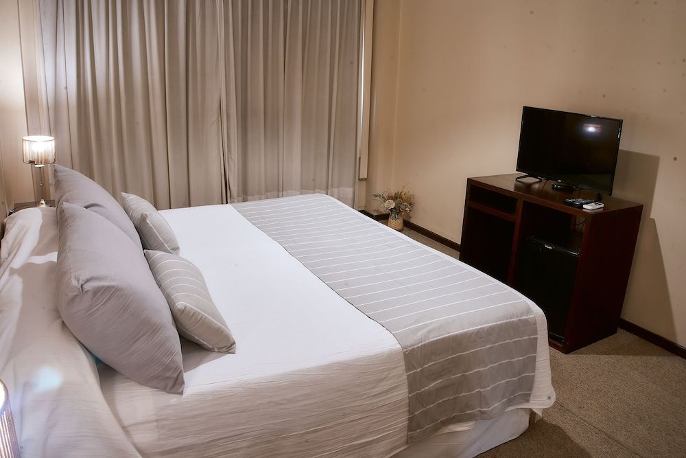 Hotel Catalinas Tucuman Standard Double or Twin Room 6