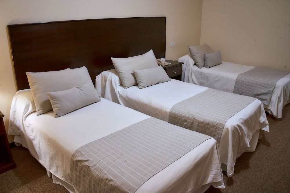 Hotel Catalinas Tucuman Standard Triple Room 2