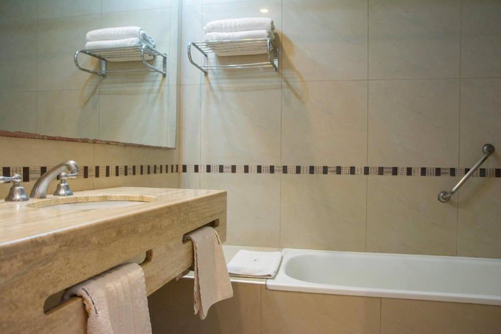 Hotel Catalinas Tucuman Suite 15