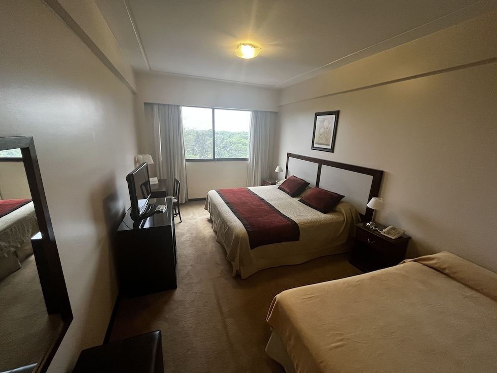 Hotel Catalinas Tucuman Standard Triple Room 9