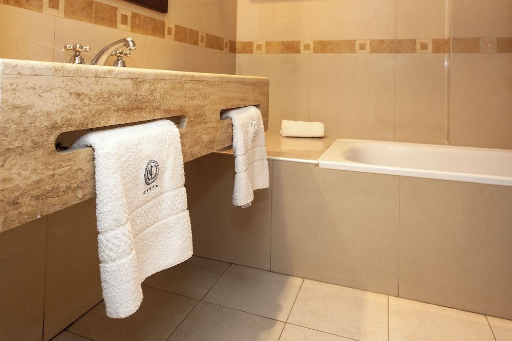 Hotel Catalinas Tucuman Standard Triple Room 23