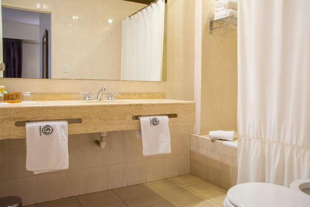 Hotel Catalinas Tucuman Suite 16