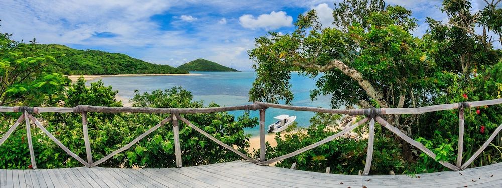 Navutu Stars Resort Grand Bungalow