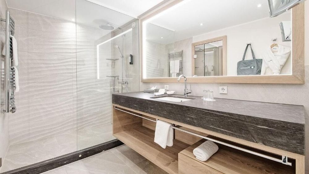 DAS RONACHER Thermal Spa Hotel Deluxe Single Room 3