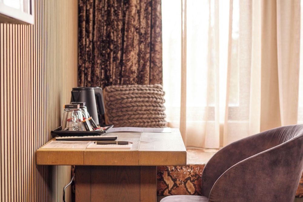 Manzo's Suites City Suite, City View 17