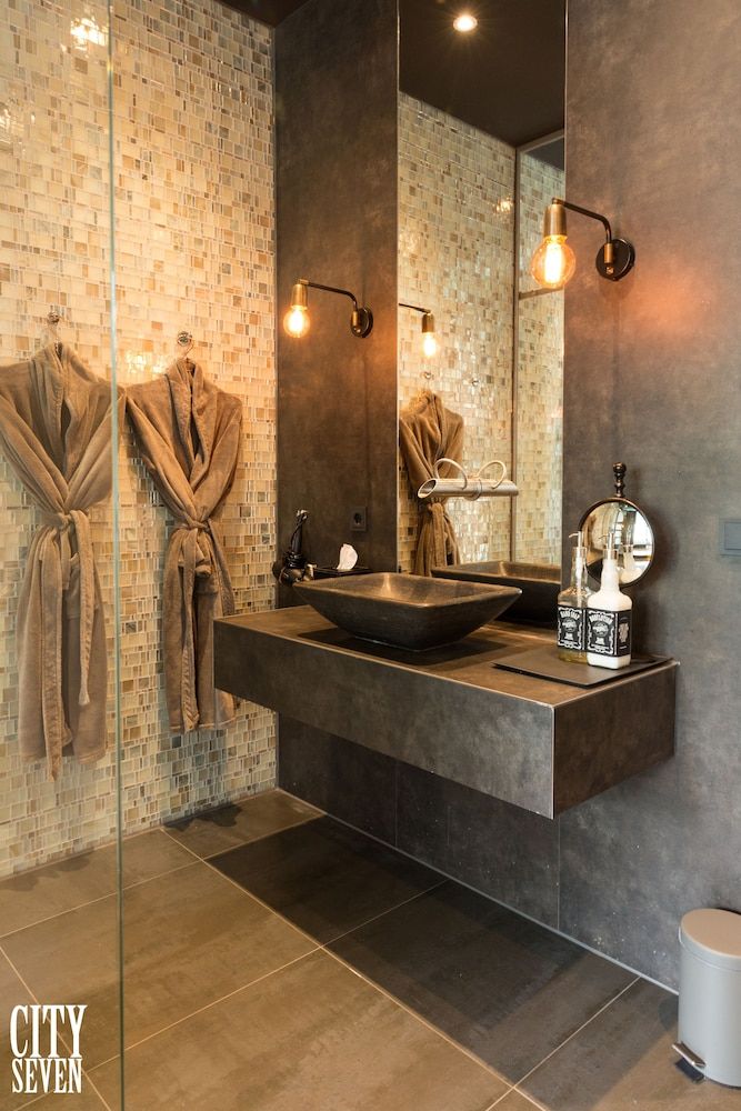 Manzo's Suites City Suite, City View 12