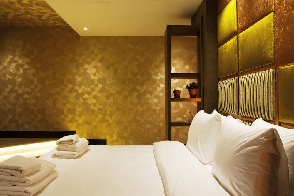 Manzo's Suites Superior Loft 3