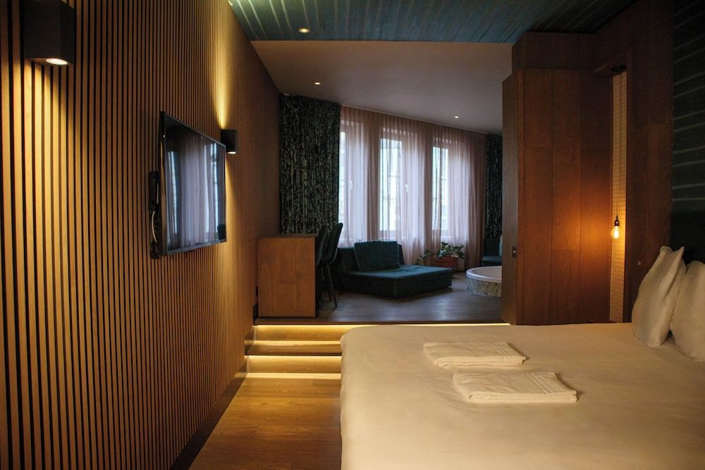 Manzo's Suites Superior Loft 5