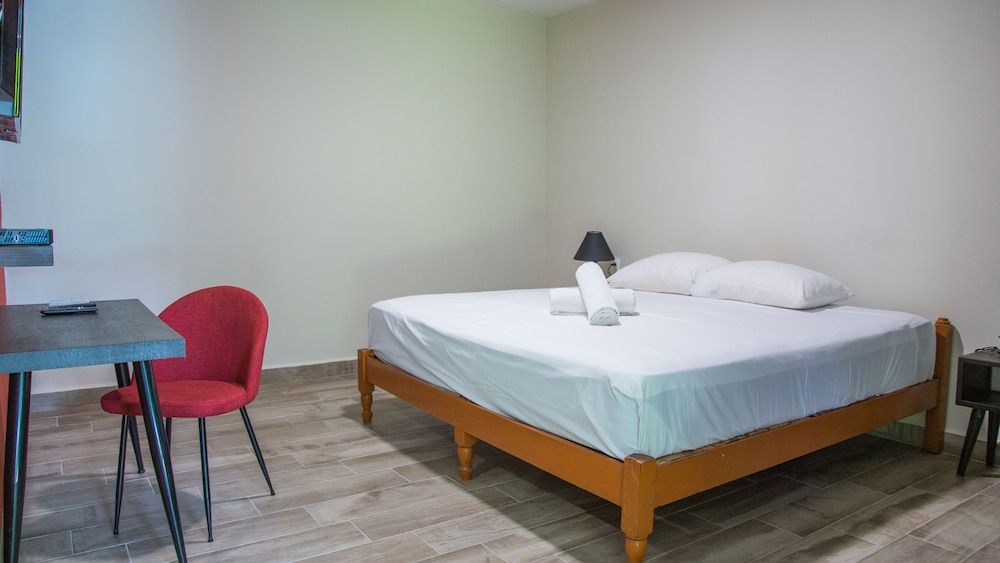 Esduma Iguanas Hotel Playa del Carmen Standard Room 5