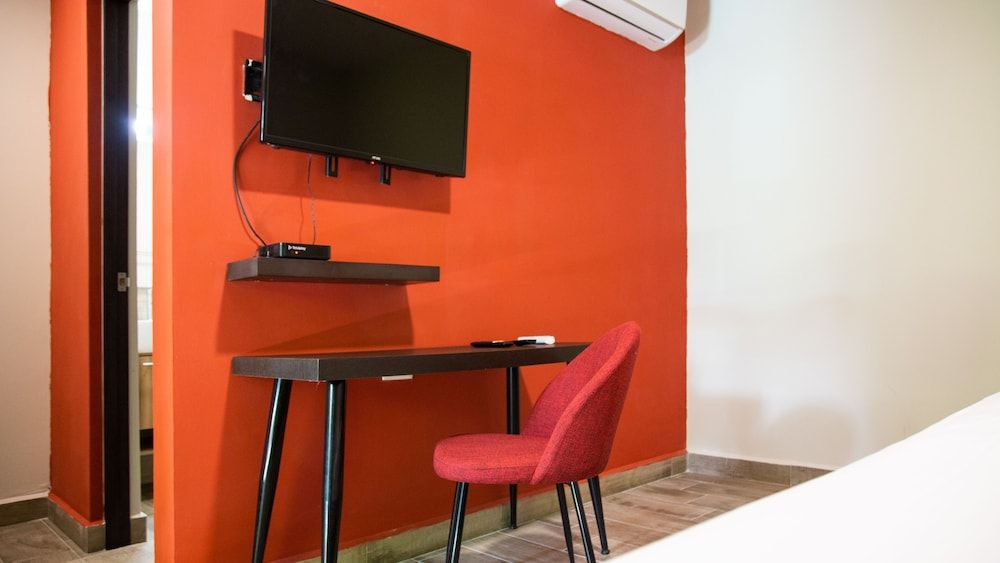 undefined Esduma Iguanas Hotel Playa del Carmen 9