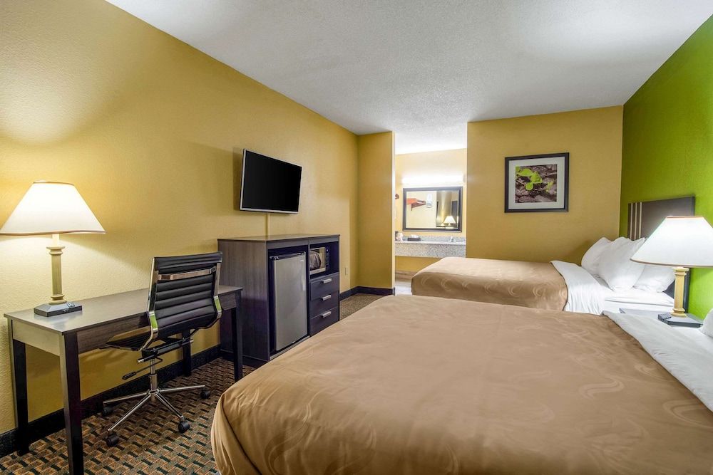 Quality Inn West Columbia - Cayce Standard Room, 2 Queen Beds, Smoking