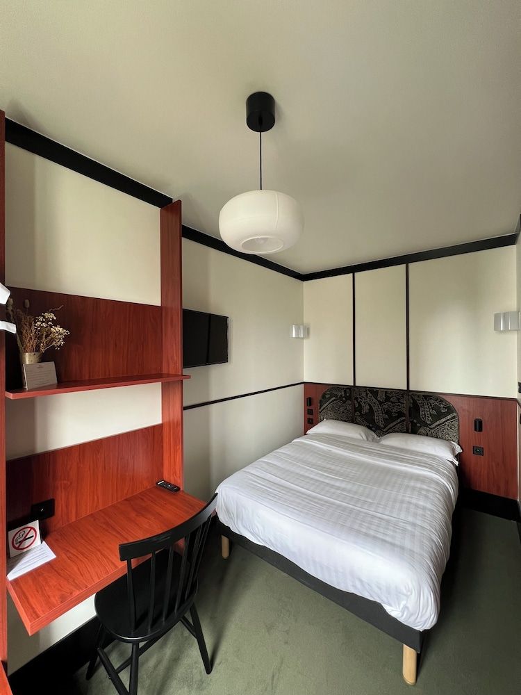 Hôtel Marguerite Standard Double Room 6