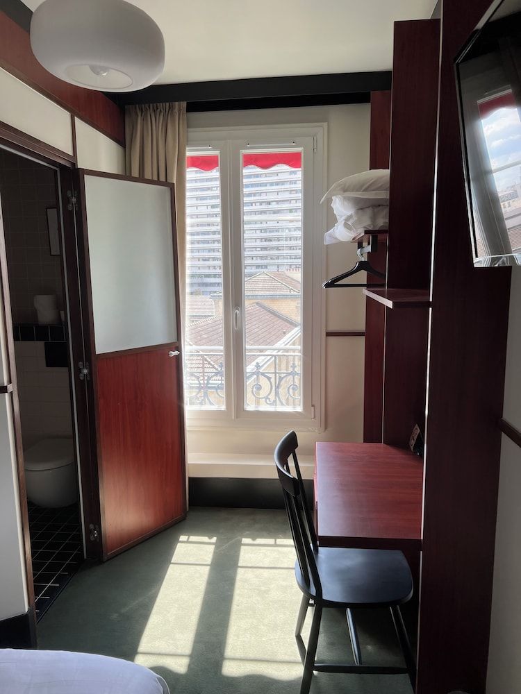 Hôtel Marguerite Standard Double Room 16