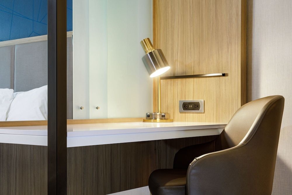 Suite, Multiple Beds (Hearing Accessible)