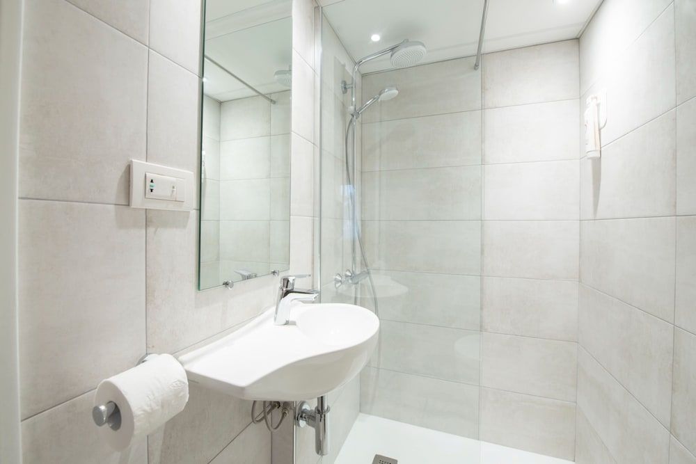 The Originals Access, Hôtel Bordeaux Aéroport Comfort Room (1 or 2 People) 3