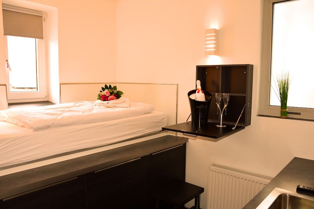 Walsroder Hof Standard Single Room, Microwave