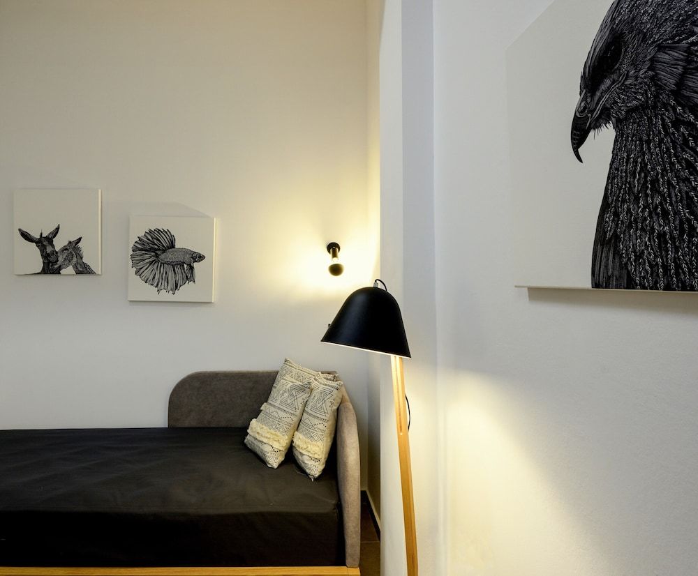 Superior Triple Room (White Tower View)