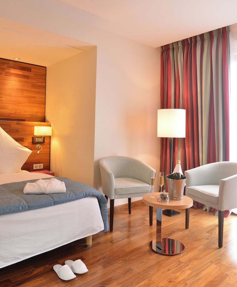 Hôtel le Cristal Deluxe Double Room 2