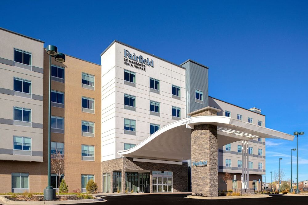 undefined Fairfield Inn & Suites by Marriott Denver Airport at Gateway Park 9