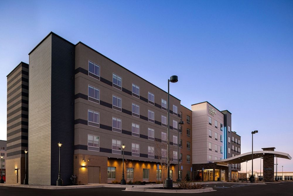 undefined Fairfield Inn & Suites by Marriott Denver Airport at Gateway Park 8