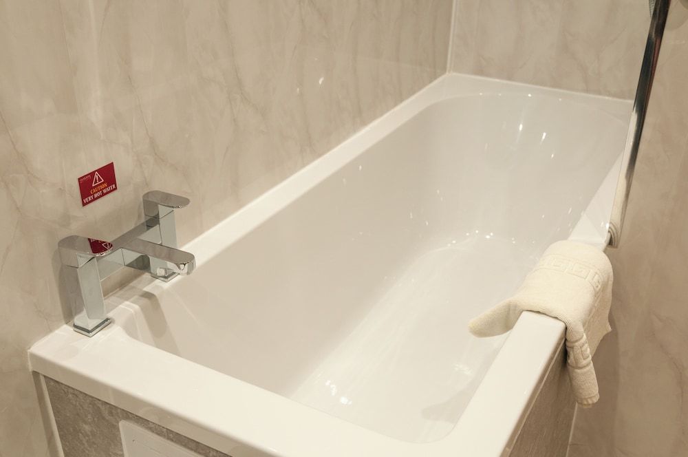 Claxton Hotel Superior Quadruple Room, Ground Floor 10