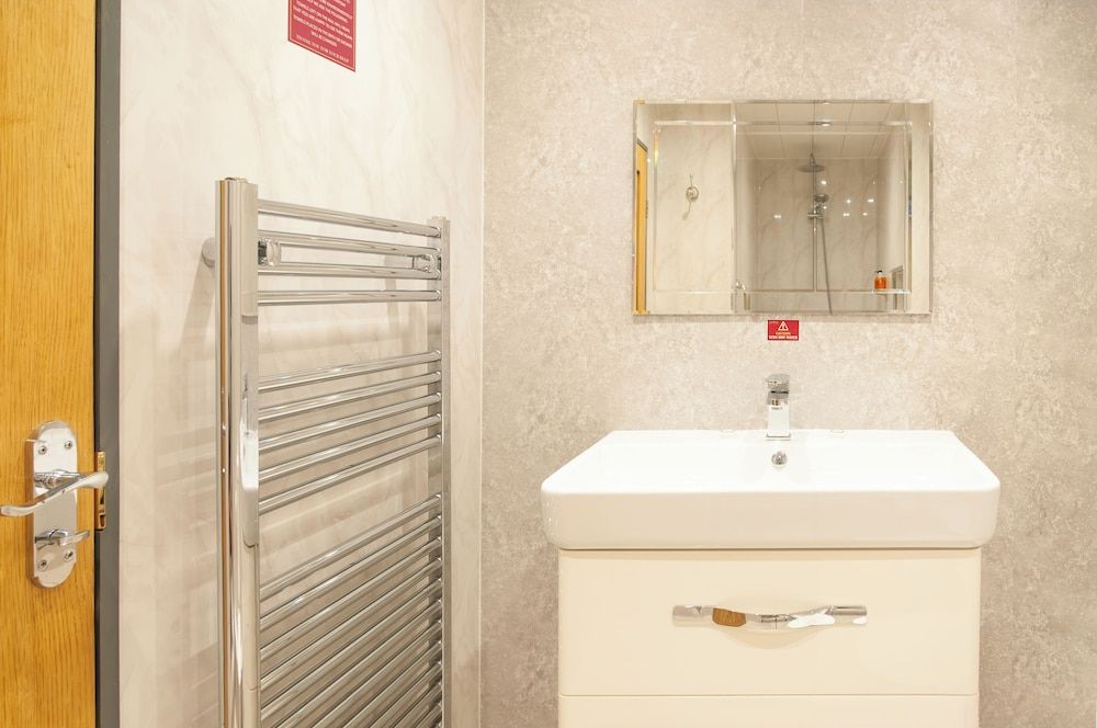 Claxton Hotel Exclusive Quadruple Room, Ground Floor 7