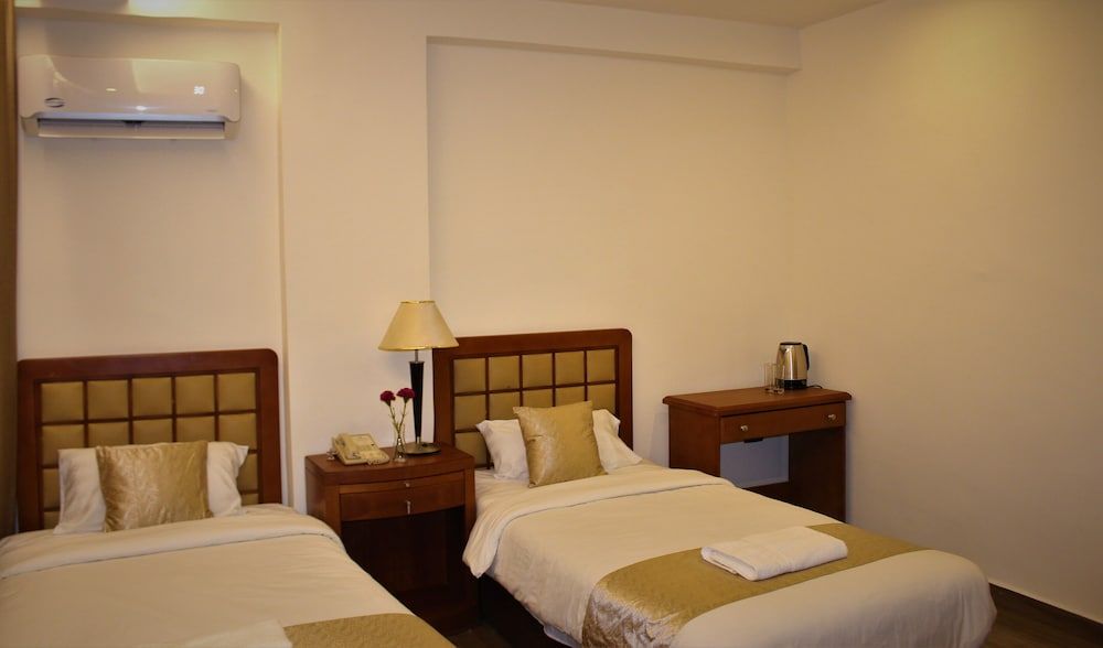 undefined New MerryLand Hotel 2