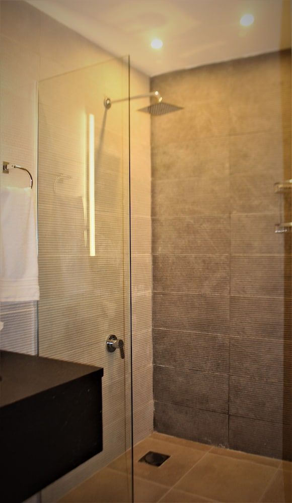 New MerryLand Hotel Deluxe Double Room 10