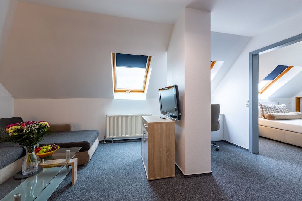 TRIP INN Kongresshotel Rodgau Triple Room 6