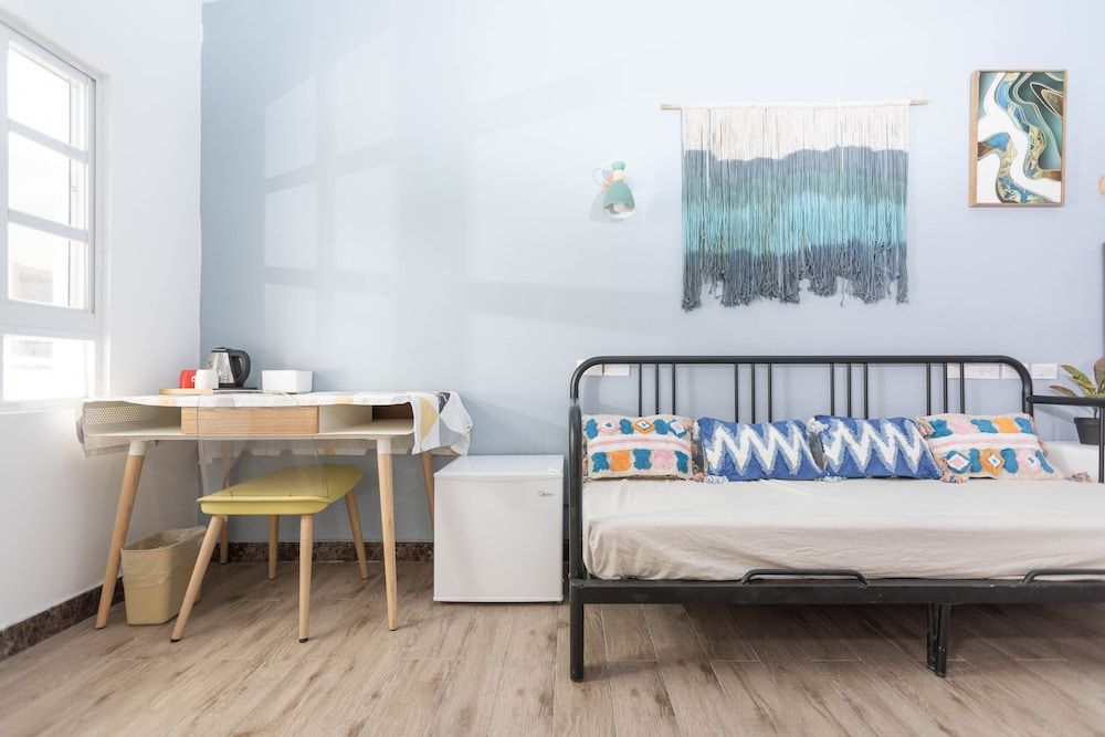 Oasis Boutique House Family Room 3