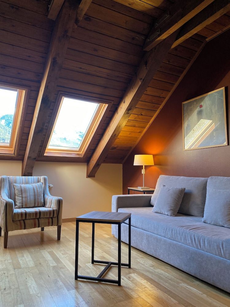 Aparthotel Siente Boí & Spa Family Apartment, 2 Bedrooms 10