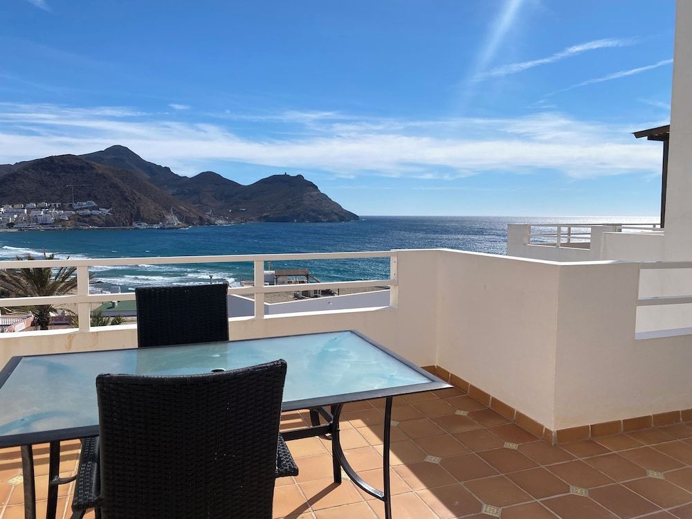 Aparthotel Vistamar Design Apartment, 2 Bedrooms, Bay View 3