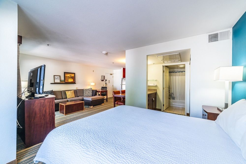 undefined Metro Phoenix All Inclusive Living 6