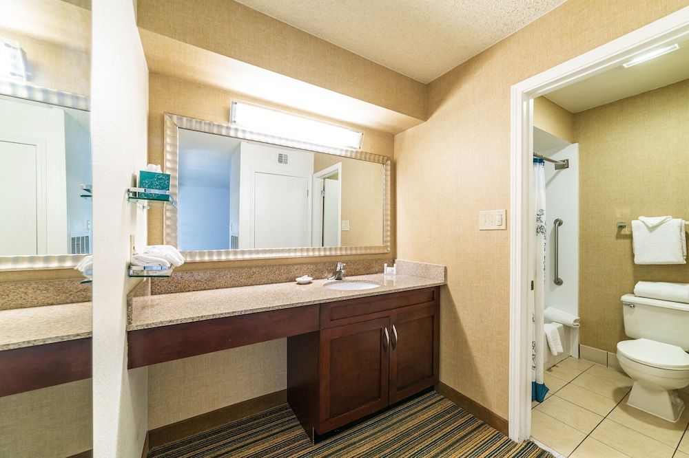 undefined Metro Phoenix All Inclusive Living 10