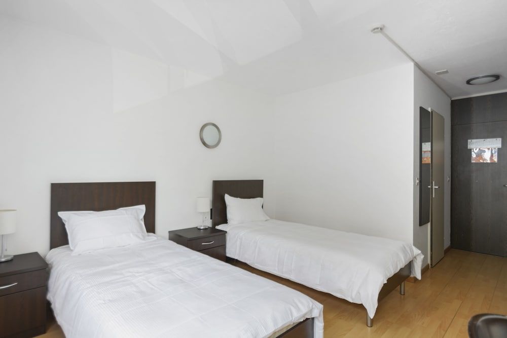 Basic Twin Room