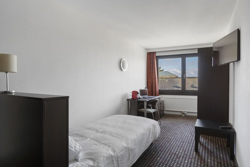 Superior Single Room