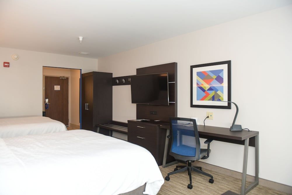 Standard Room, 2 Queen Beds, Accessible (Communications)