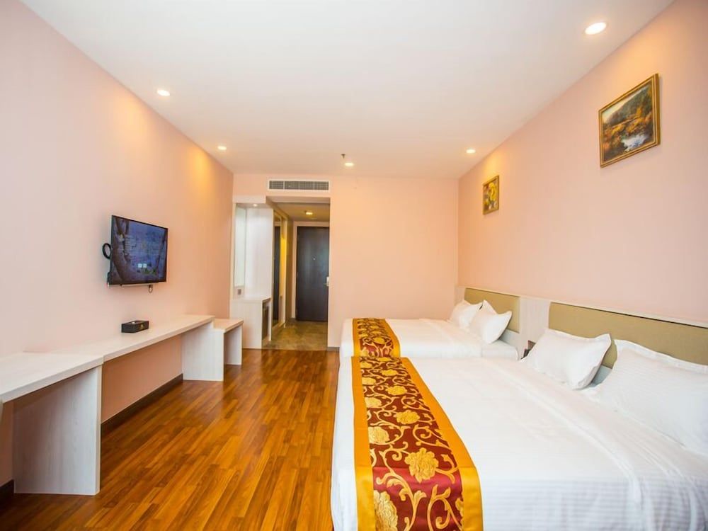 Austin Park Hotel Deluxe Double Room 3