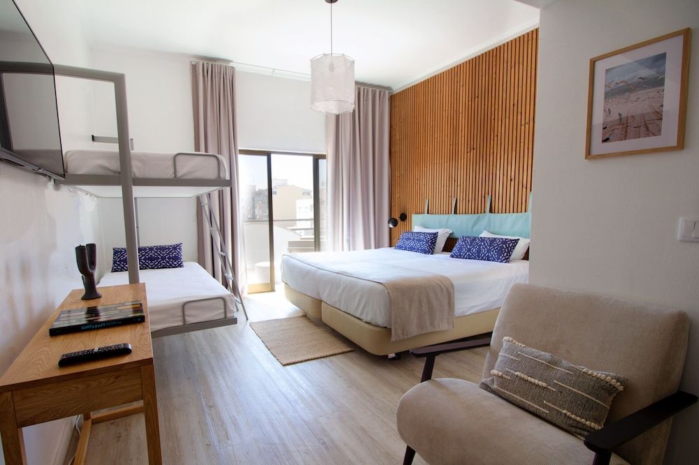 Family Room, Balcony