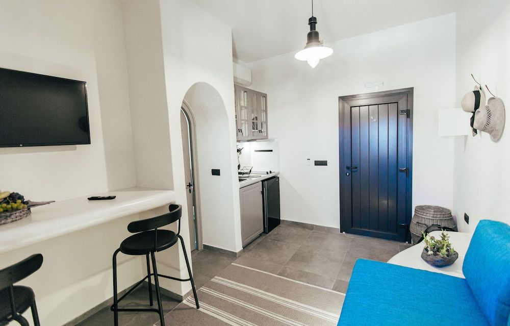 Santorini Dreams Villas Deluxe Villa 35