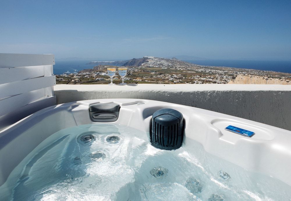 Santorini Dreams Villas Deluxe Villa 23