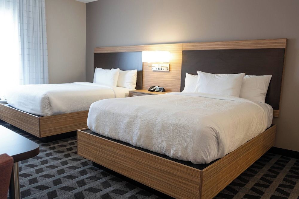 Studio, 2 Queen Beds