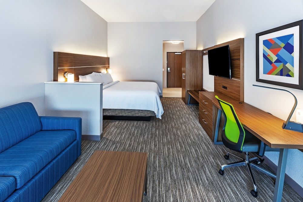 undefined Holiday Inn Express & Suites Houston – Downtown North by IHG 2