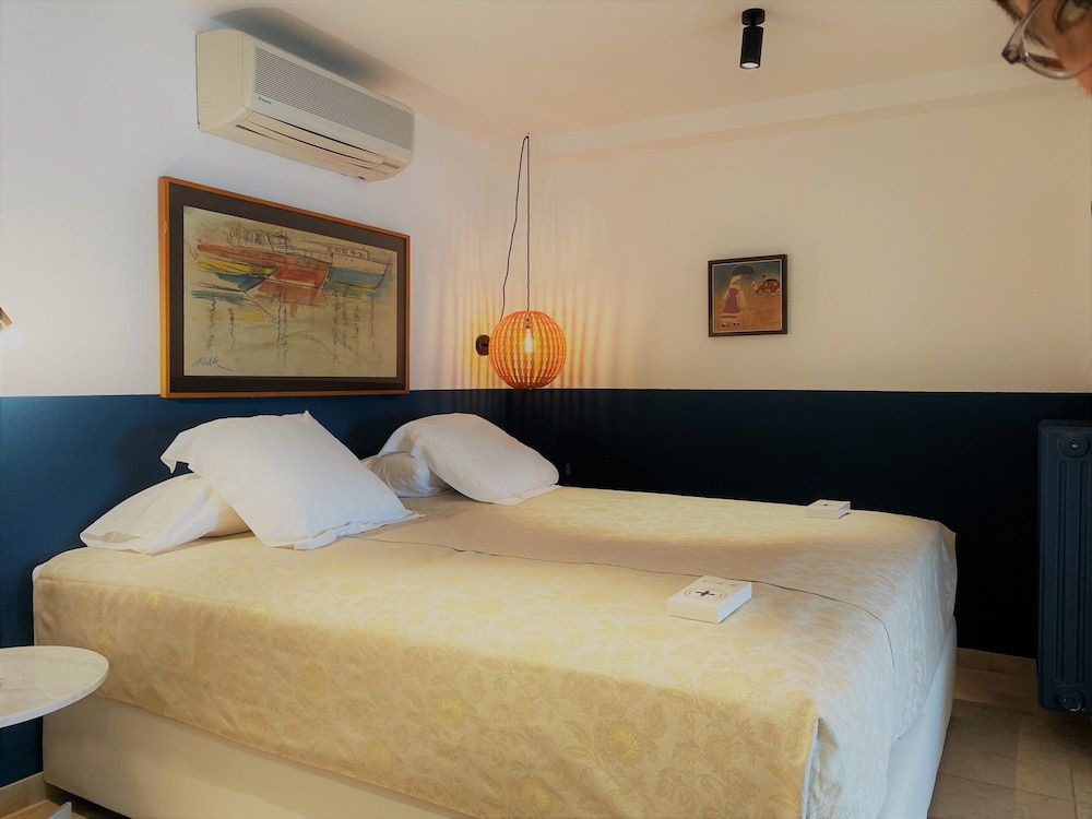 Family Room, Multiple Beds