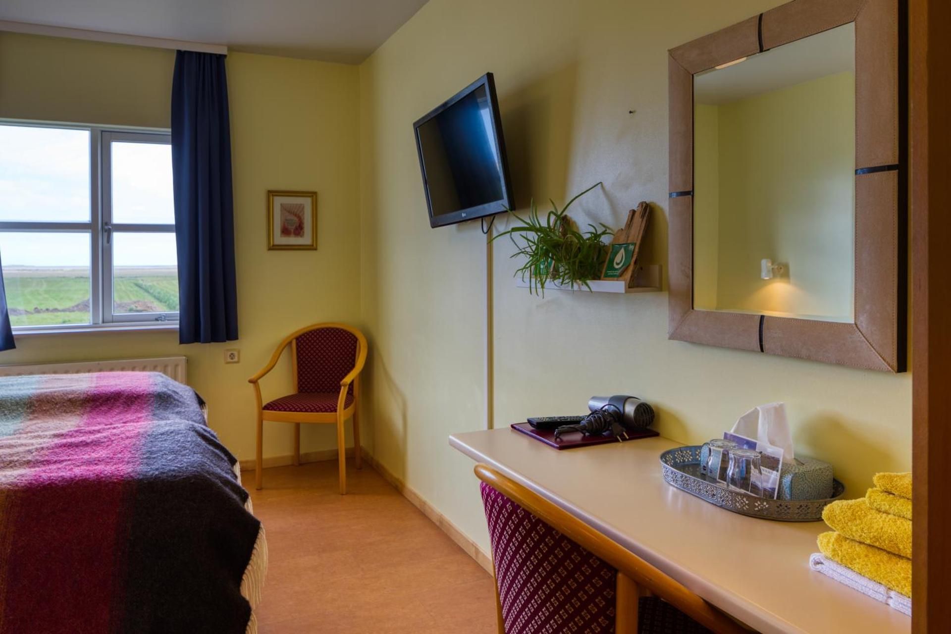 Economy Double or Twin Room